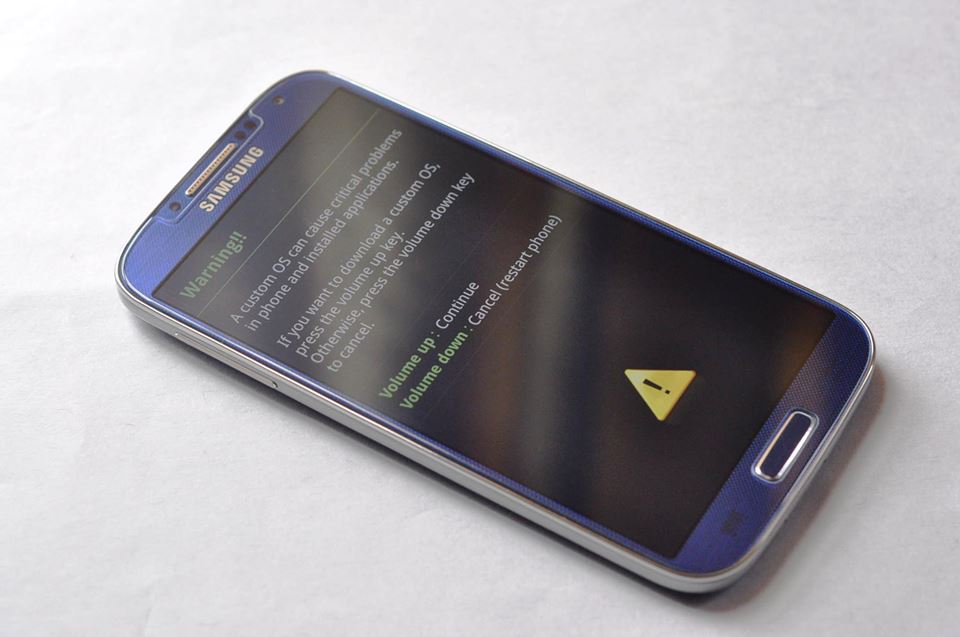 Samsung Galaxy S4 I9505 Blue 4G LTE 16GB photo