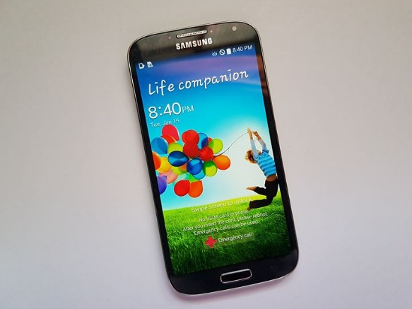 SAMSUNG S4 (32GB) LTE photo