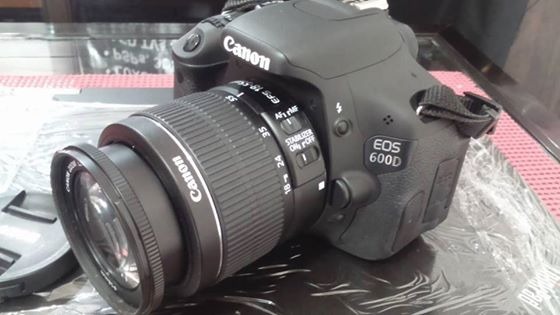 CANON DSLR EOS 600D w/ 18-55mm Lens photo